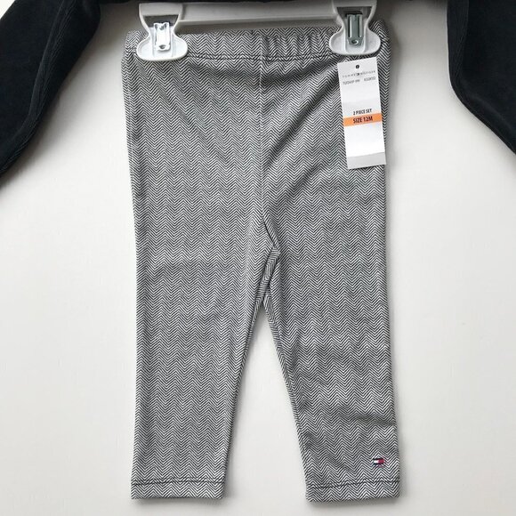 TOMMY HILFIGER Girl 2-Piece Set BNWT Top navy velour white chevron leggings 12mo - Picture 9 of 15